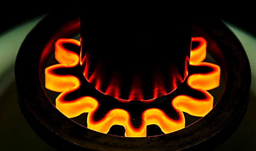 Wärmebehandlung Härten Heat Treatment traitement thermique hardening